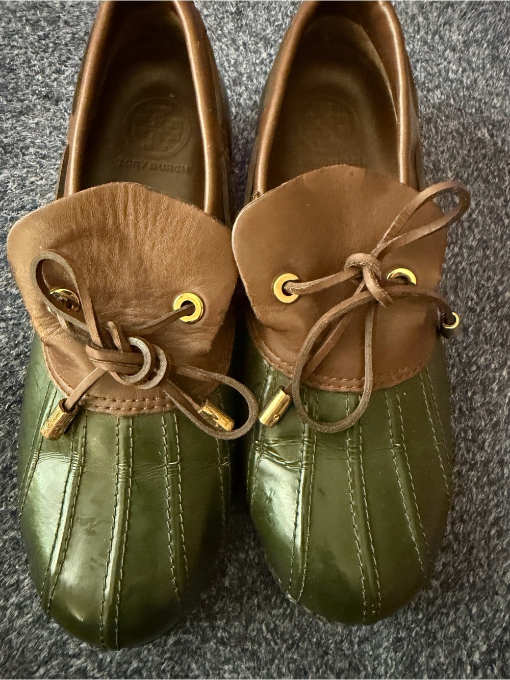 Tory Burch Olive Green and Brown Leather Rubber Sole Duck Loafers